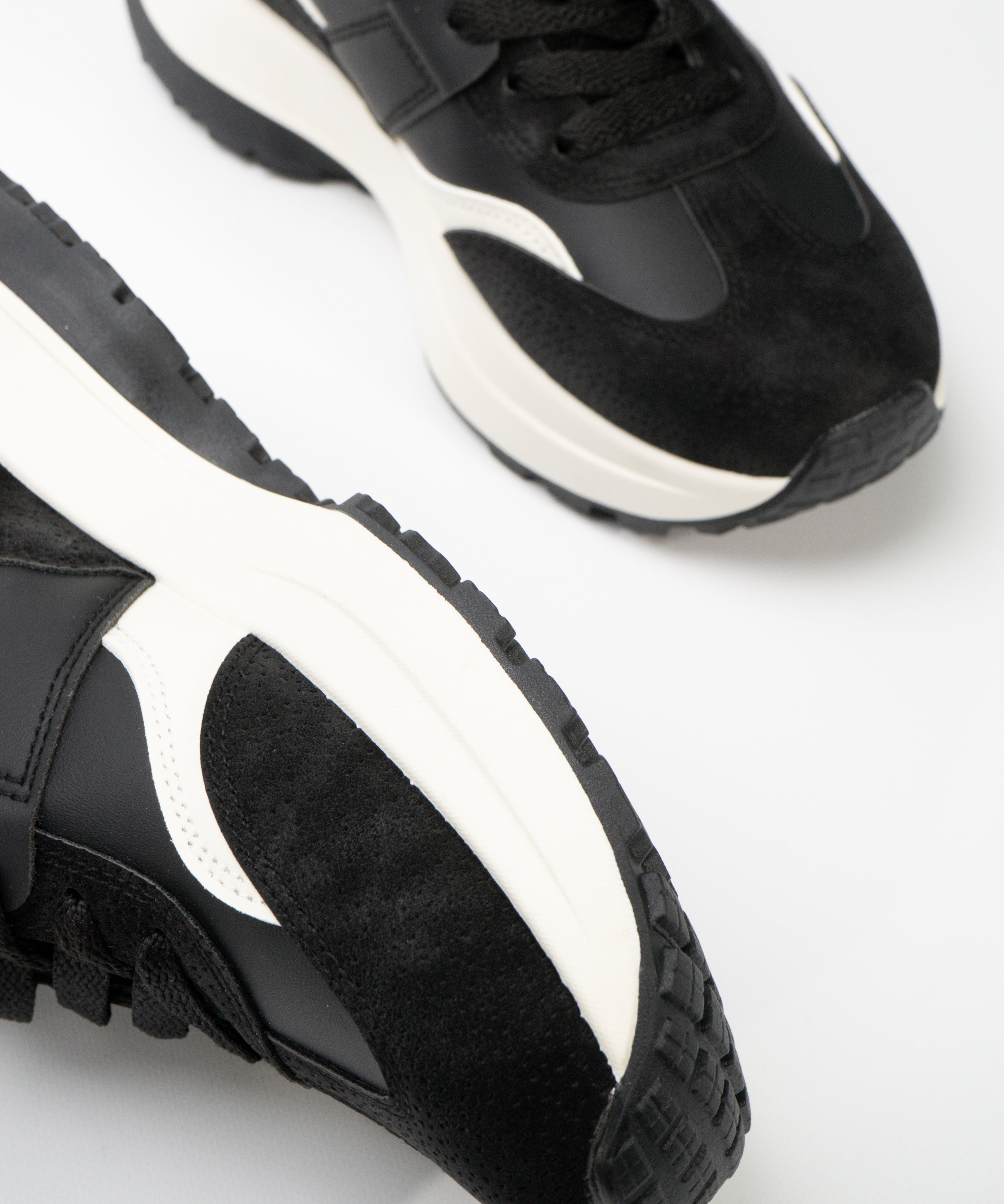 Zapatillas deportivas image number null